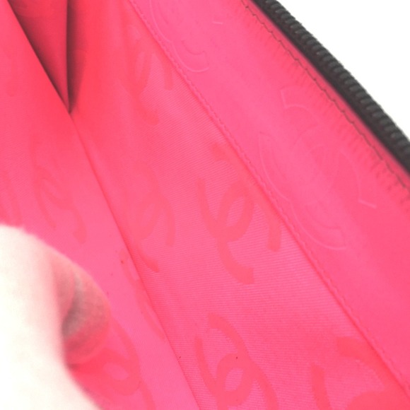 CHANEL Authentic Black Wallet - Picture 9 of 12